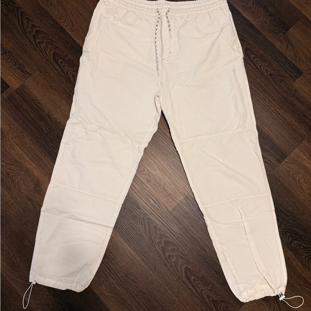 Zara Cream Joggers with Relaxed Fit and Elastic Waistband